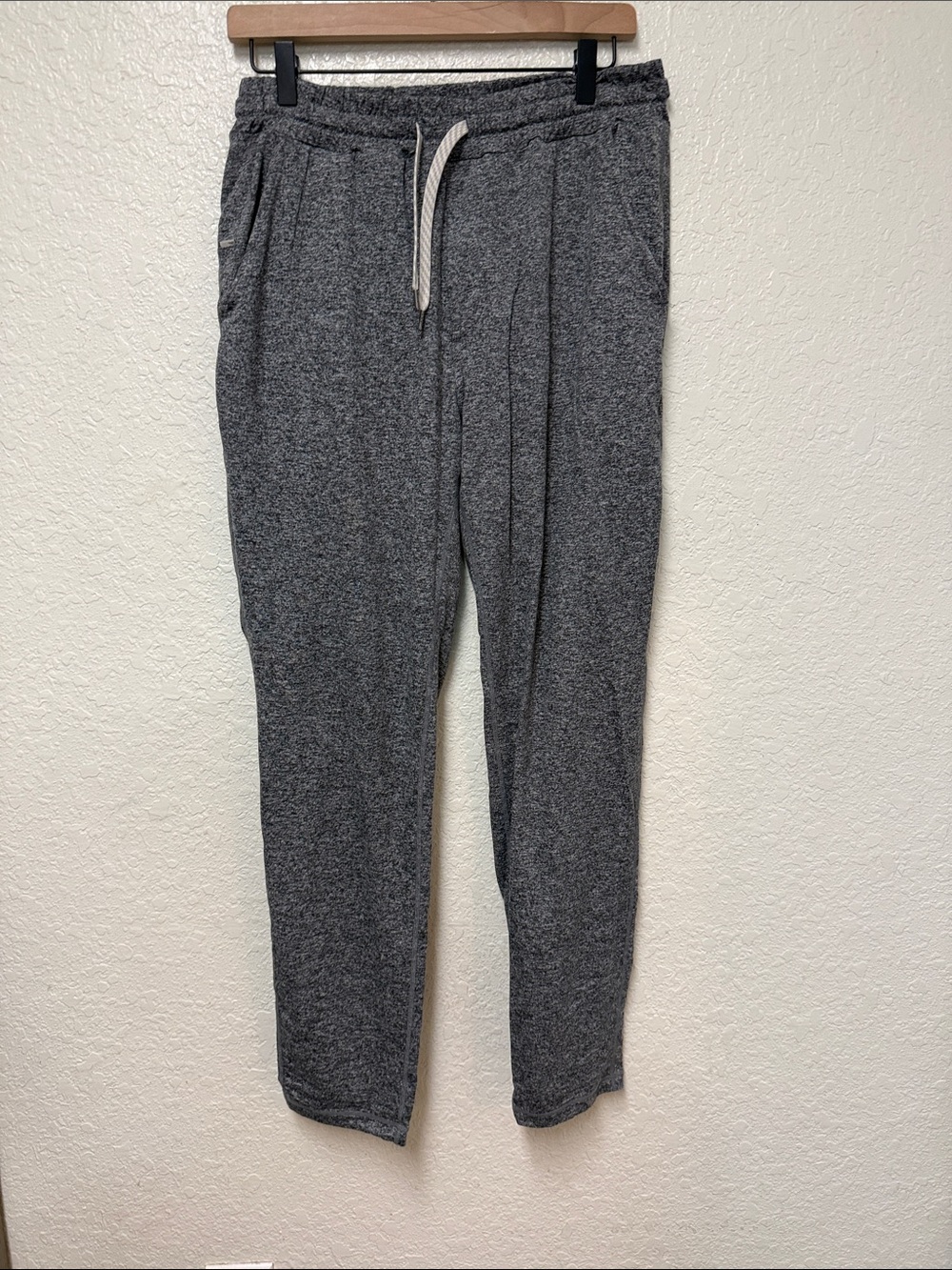 Men's VUORI Gray Ponto Performance Pants Size Large V418 - Picture 6 of 15
